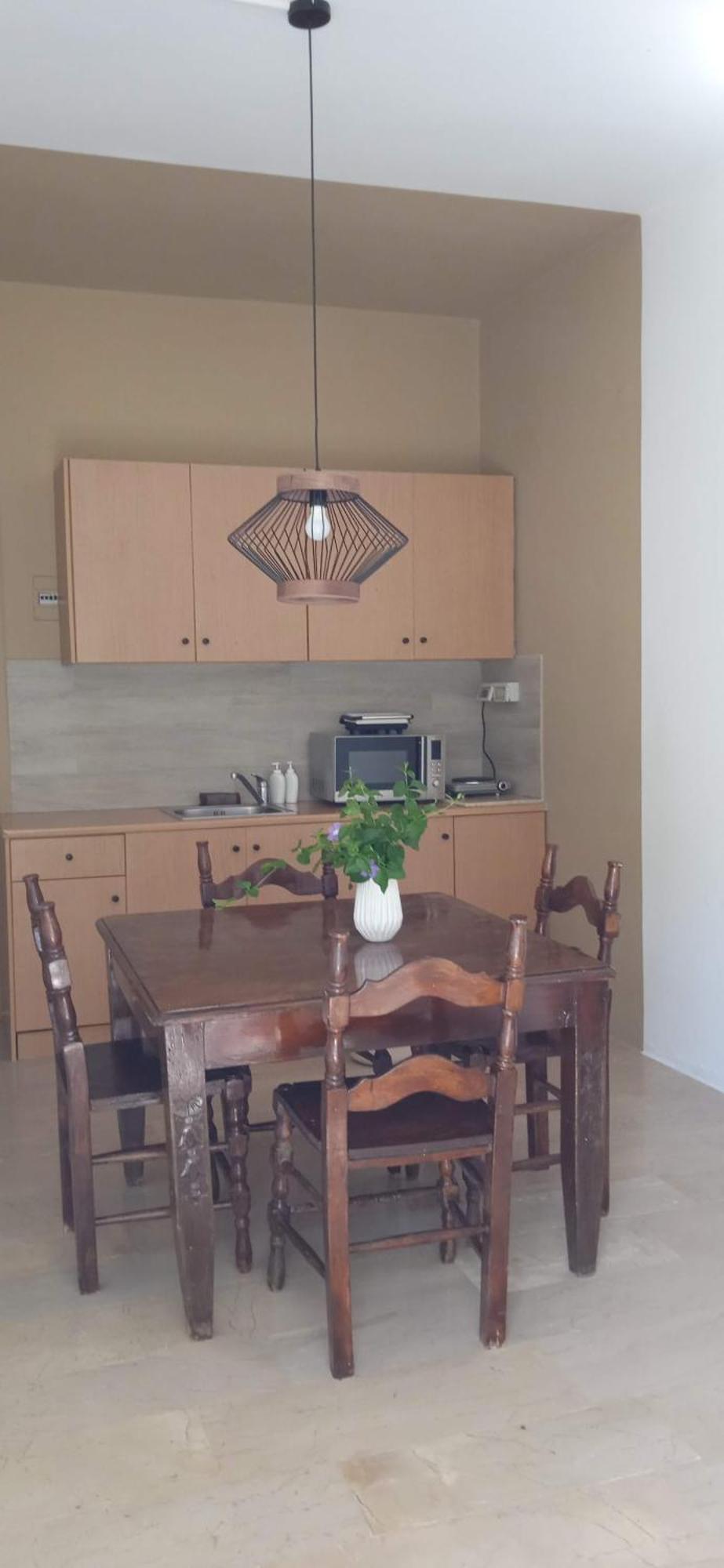 Innjoy Space Glifada Dış mekan fotoğraf